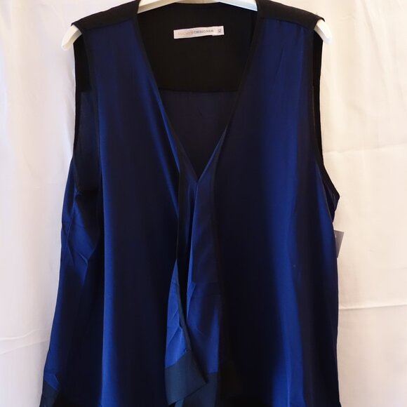 👗2/$30👗NWT Today's Designer Brand Sleeveless Navy Blue/Black Slip-on Blouse XL - Picture 2 of 9